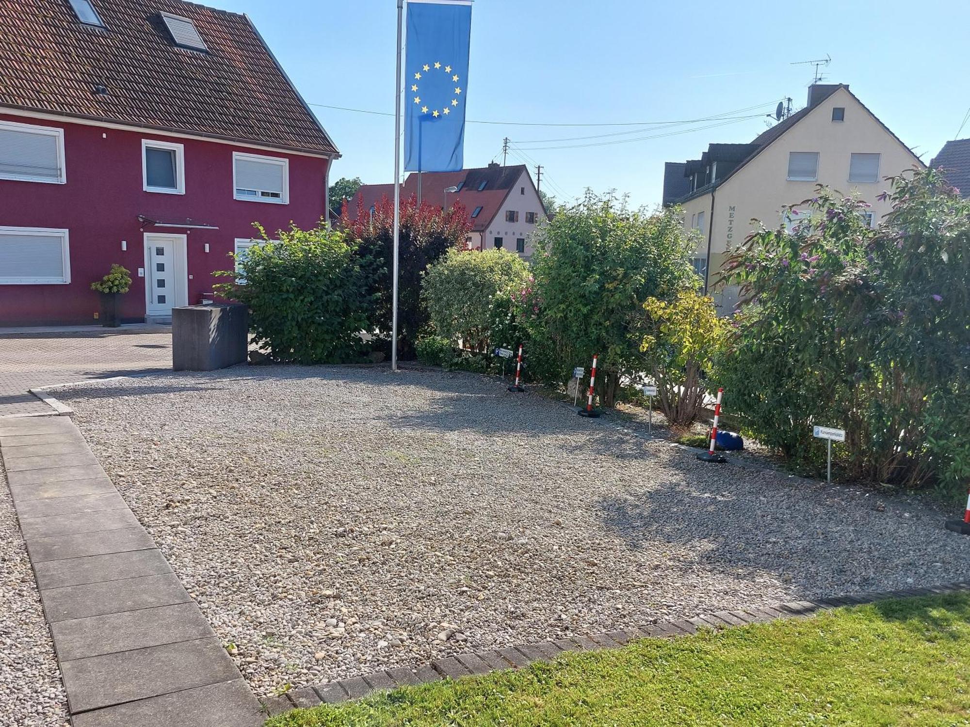 Pension Am Kirchberg Wehringen Екстер'єр фото